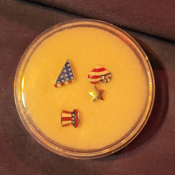 Origami Owl charm set of 4 - Picture 2 of 2